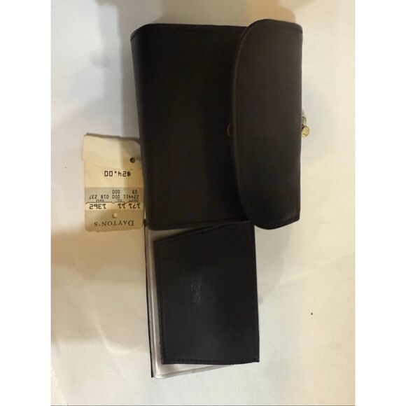 Mundi Women's Leather Tri-fold Card Holder Wallet Black OS NWT - Picture 4 of 5